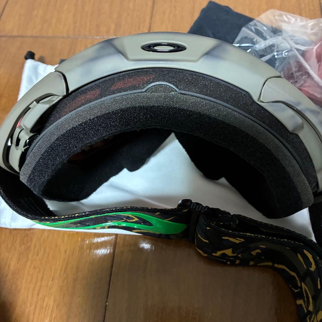 【極美品】 OAKLEY ゴーグル XL プリズムレンズ　エアブレイク ミラー