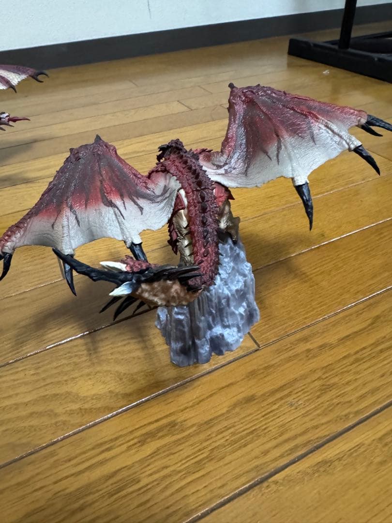 モンスターハンター一番くじリオレウス&クリエイターモデルリオレウスフィギュア