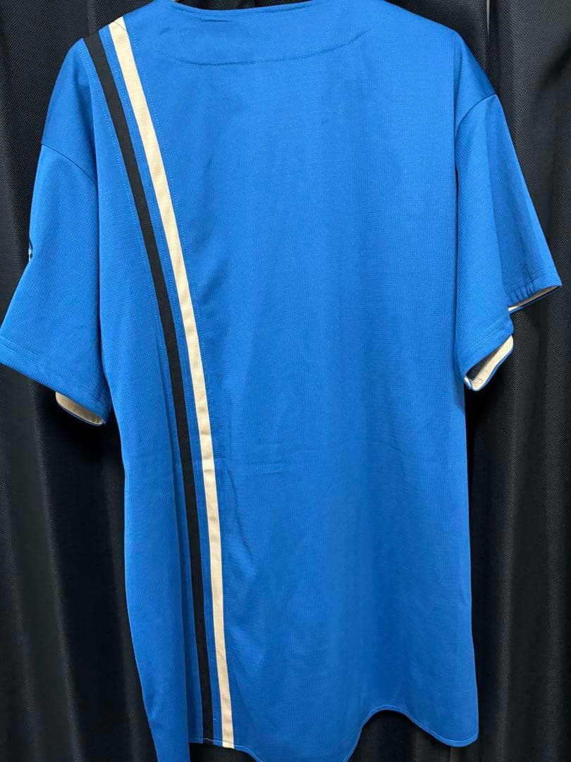 日ハム　ビジター　ユニフォーム　ネーム無し　XL