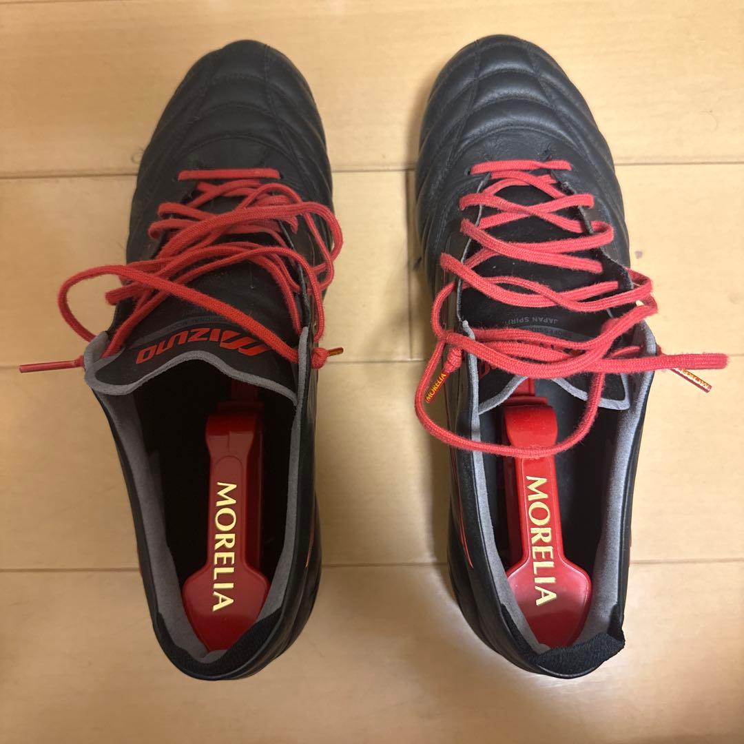 Mizuno Morelia ブラック/レッド スパイク