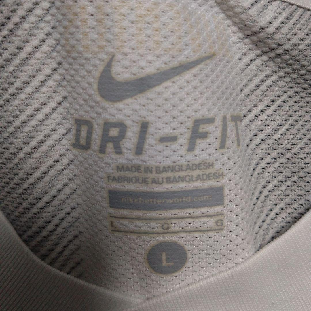Juventus Nike DRI-FIT シャツ