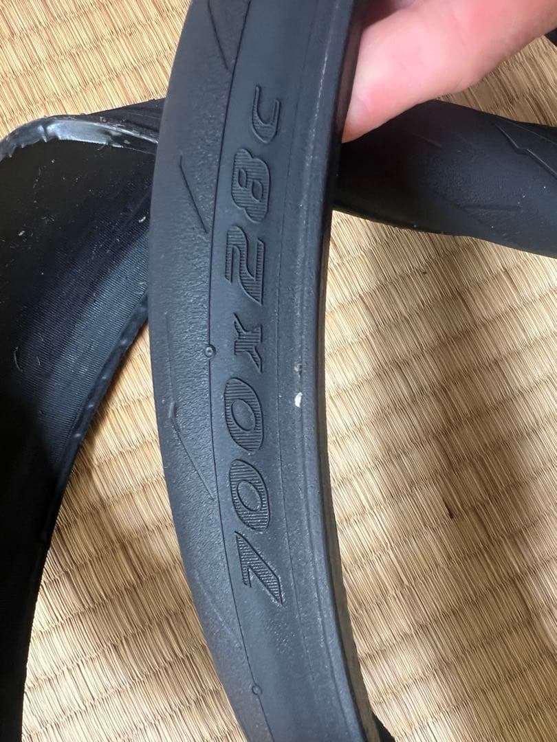Pirelli P ZERO RACE 700x28C チューブレスタイヤ2本