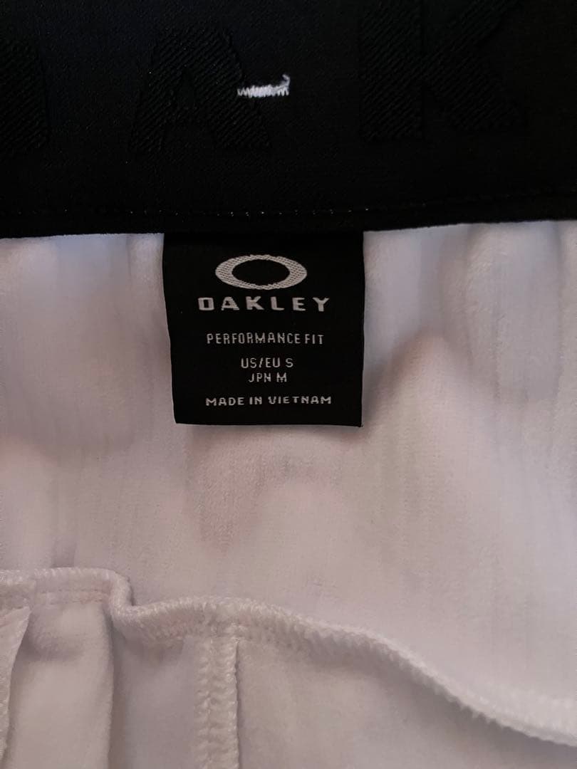 【最終価格】オークリー（OAKLEY)ジャージ 上下セット メンズ フード付き