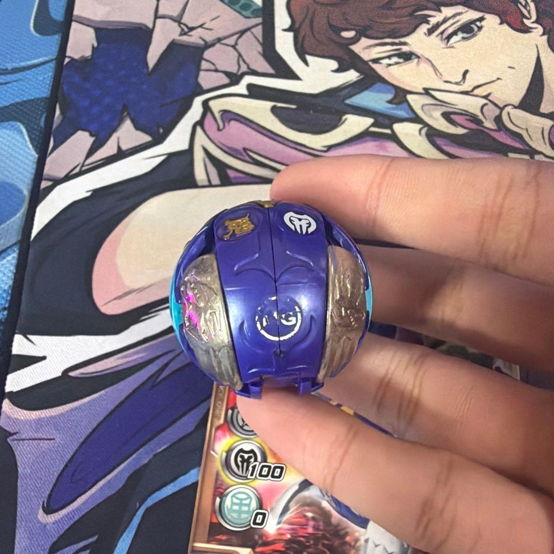 美品　希少　爆丸　滅ホロヴォス