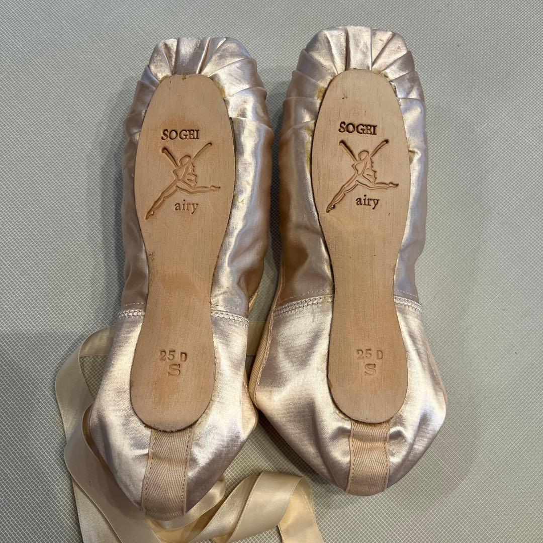 トウシューズ　SOGEI AIRY BOLSHOI 25㎝　D幅（普通幅）