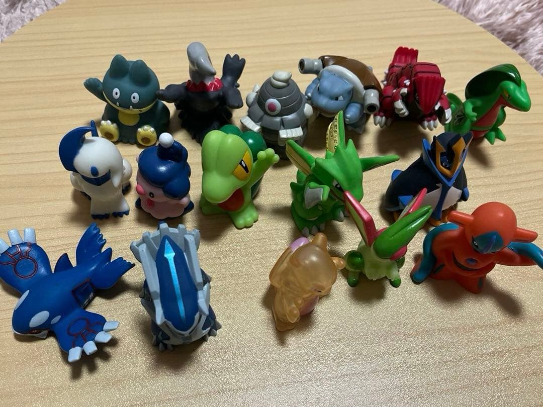 ポケモン モンスターコレクション　16個まとめ売り