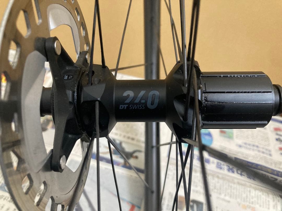 FFWD RYOT33 DT240Sハブ ディスクカーボンホイールセット