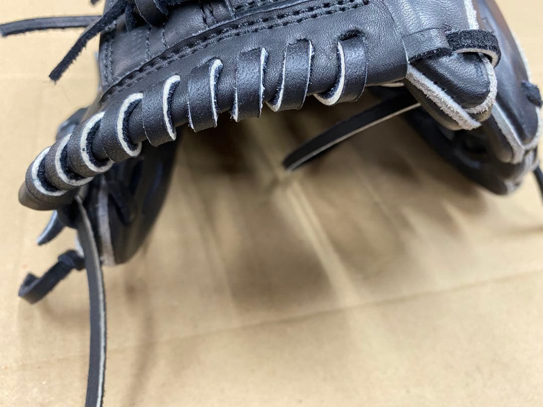 タン薄、タン濃、キャメル、黒芯白各色5本、タンへり10m