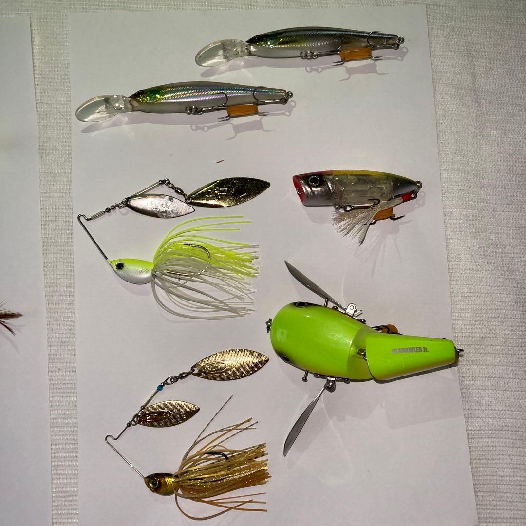 ブラックバス釣り　ルアーセット売り