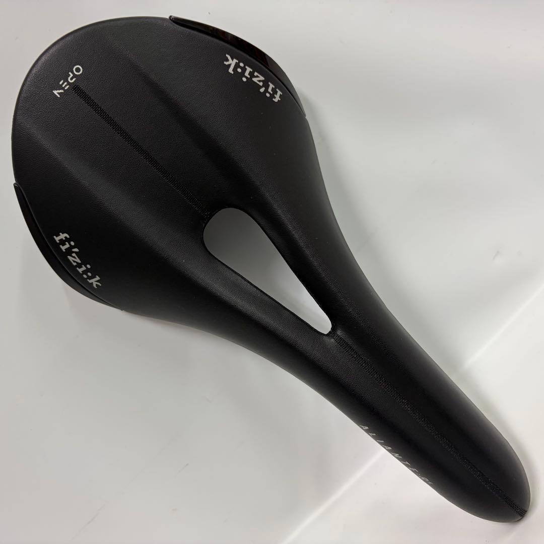 fizik OPEN ALIANTE R5 レギュラー サドル