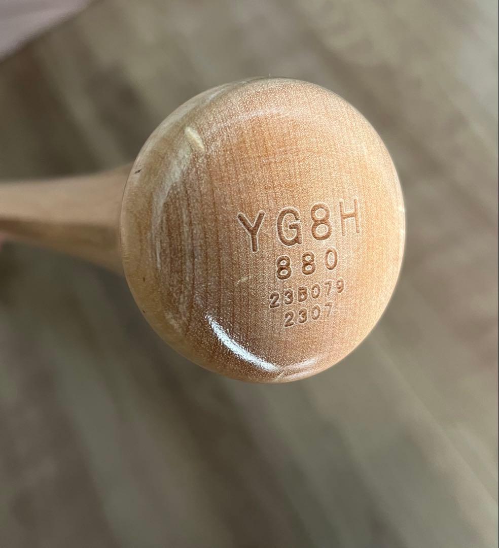 読売ジャイアンツ　巨人　丸佳浩 #8　バット NPBマーク 支給品　実使用