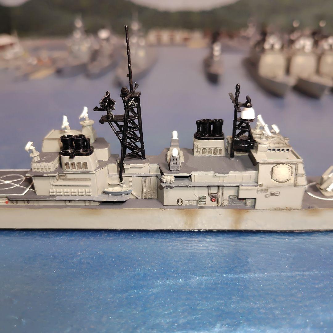 CG-47 タイコンデロガ ミサイル巡洋艦 1/700