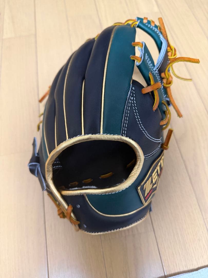 今宮健太モデル ZETT 軟式グローブ ダークブルー/グリーン