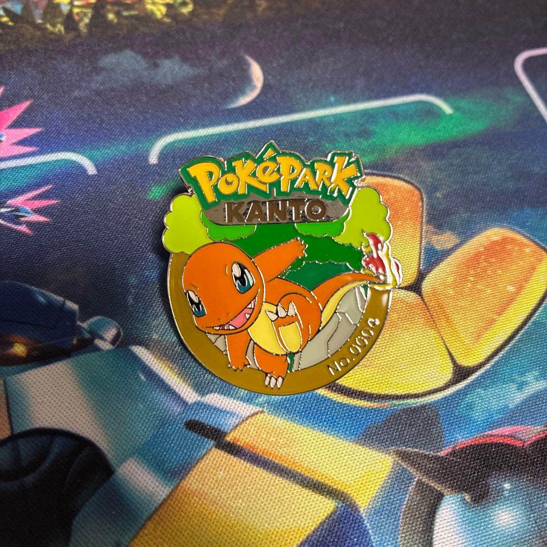 ポケパークカントー　ピンズ　フシギダネ　ヒトカゲ　ゼニガメ　ピカチュウ　イーブイ