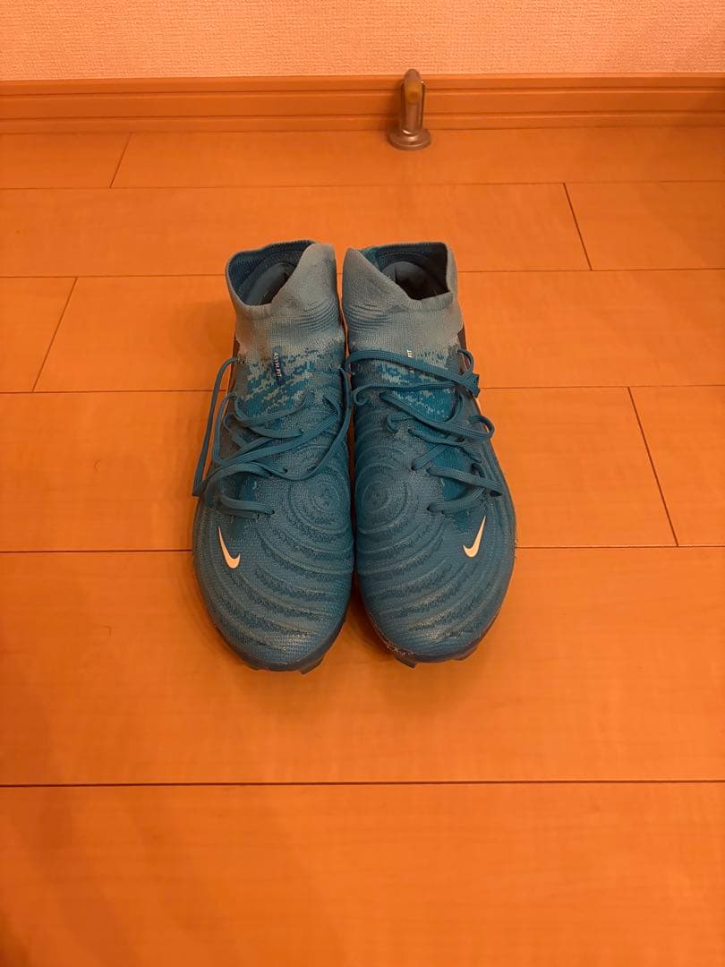 Nike ファントムGXサッカーシューズ・スパイク 青
