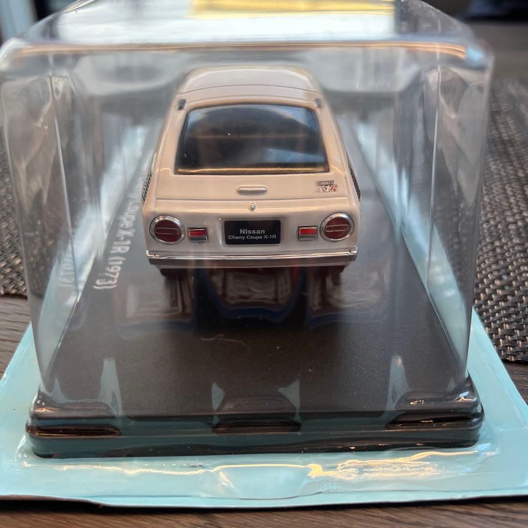 i Nissan Cherry Coupe X-1R (1973) ミニカー