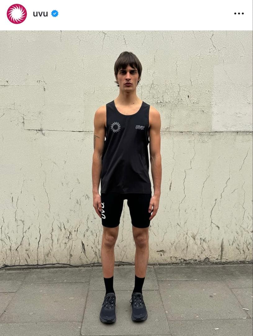 ウォーキング・ランニングウェア UVU Club Singlet Black