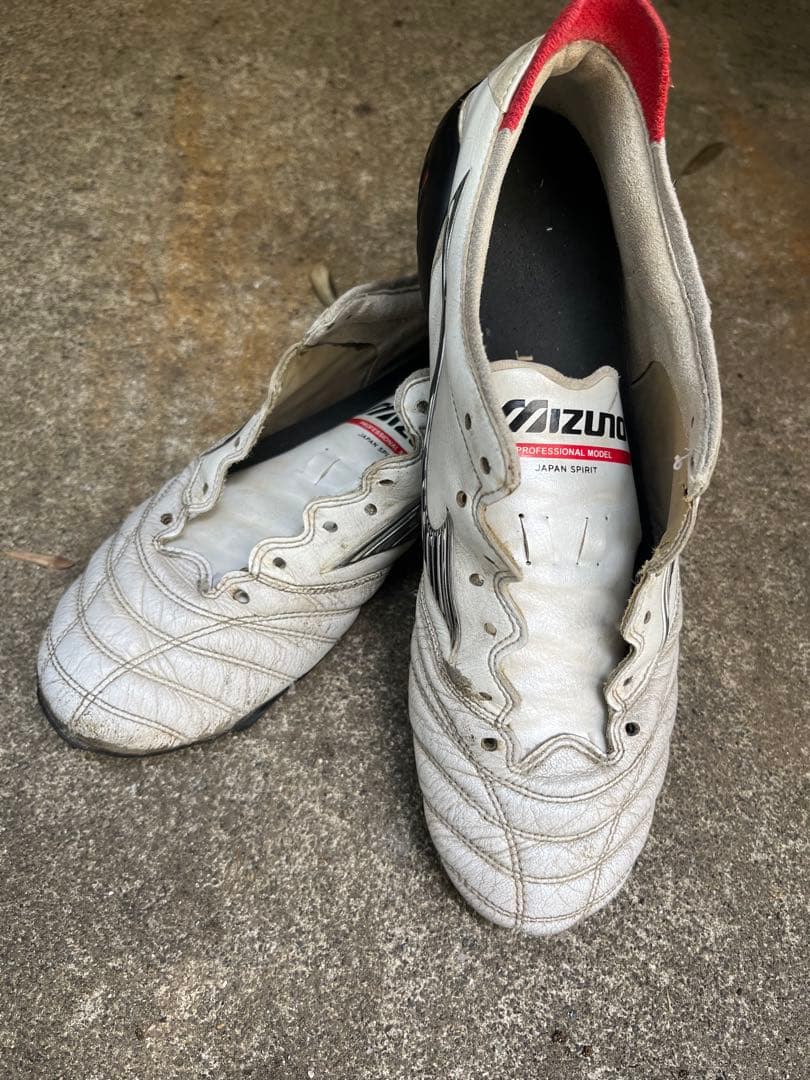 Mizuno モレリア　ネオ　4