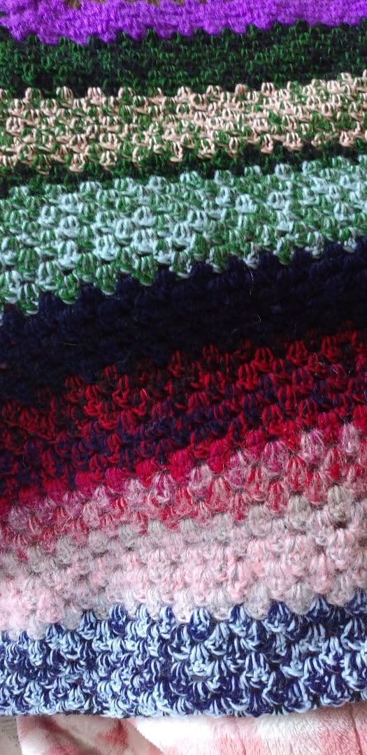 期間限定！ハンドメイド・マルチカバー・こたつ上掛・正方形大判・純毛・毛糸使用