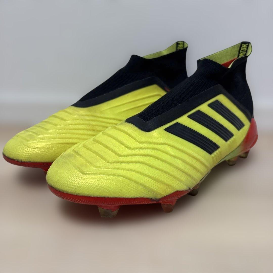 サッカースパイクadidasプレデター18+ 27cm