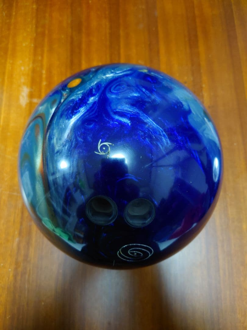 ボウリングボール STORM【イクイノックス】15ポンド