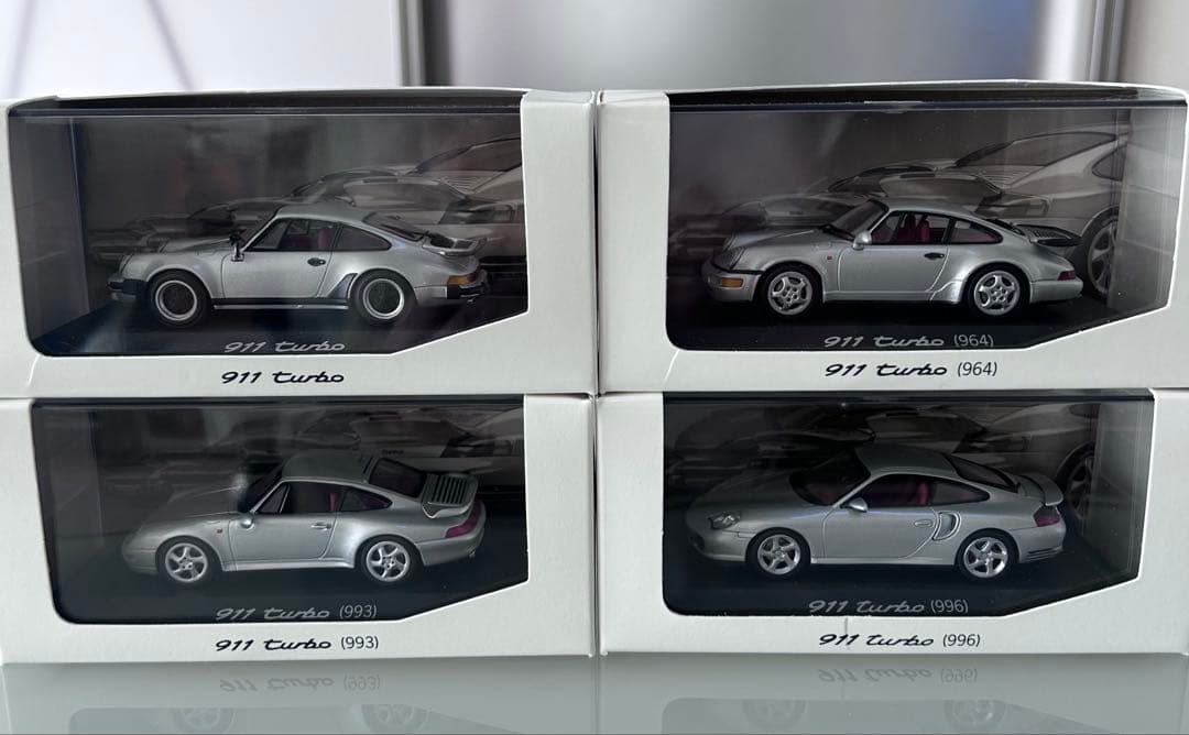 ★激レア 入手ほぼ不可能なミニチャンプス 1/43 ポルシェターボ 4台セット