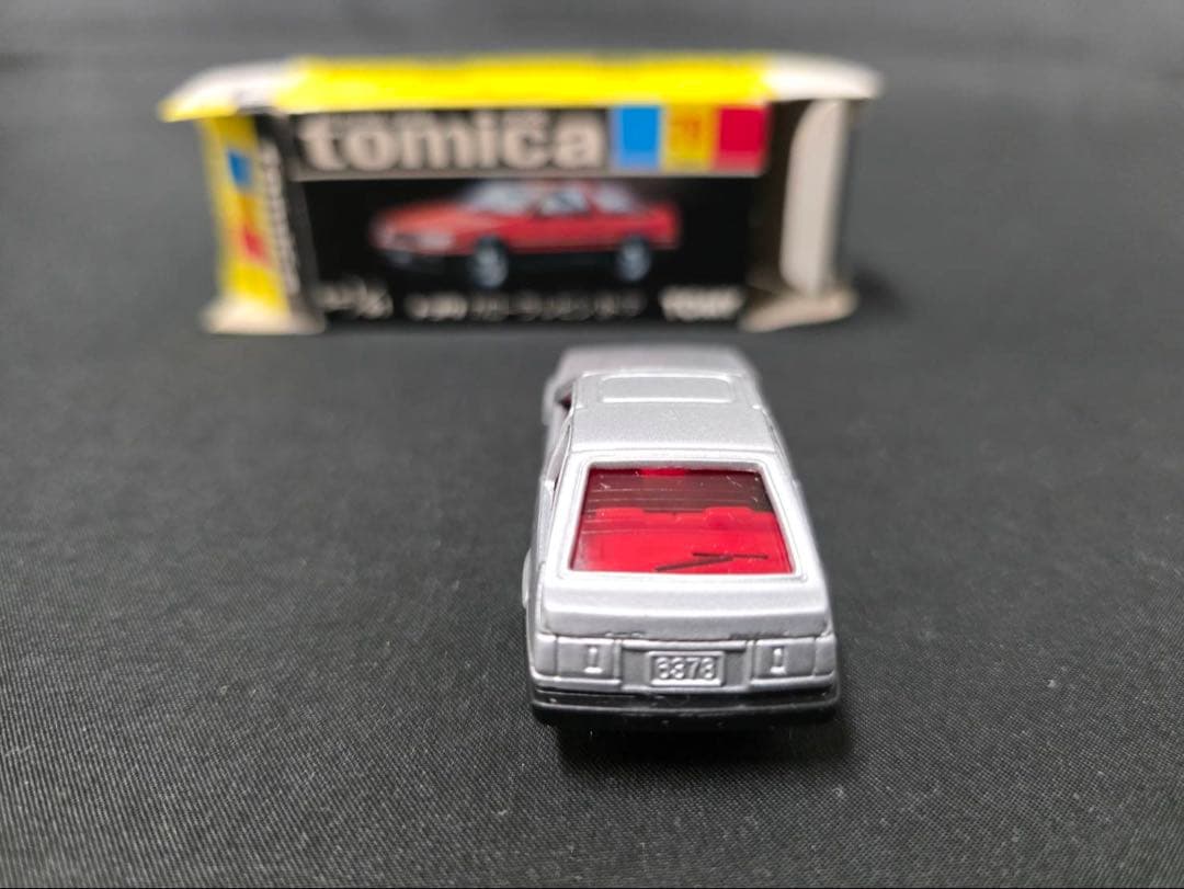 トミカ黒箱78トヨタカローラレビン3ドア(日本製)
