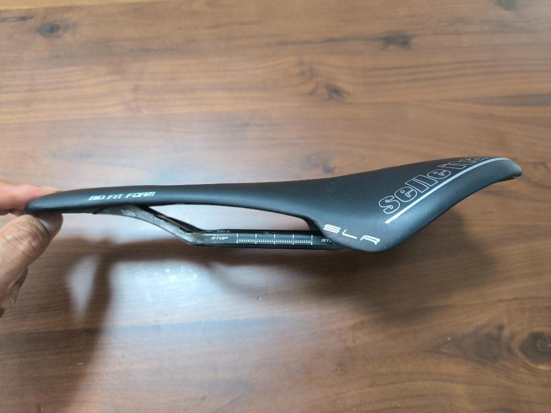 パーツ Selle Italia SLR Kit Carbonio Flow