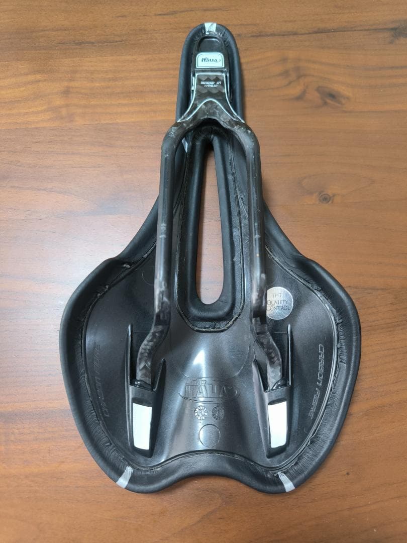 パーツ Selle Italia SLR Kit Carbonio Flow