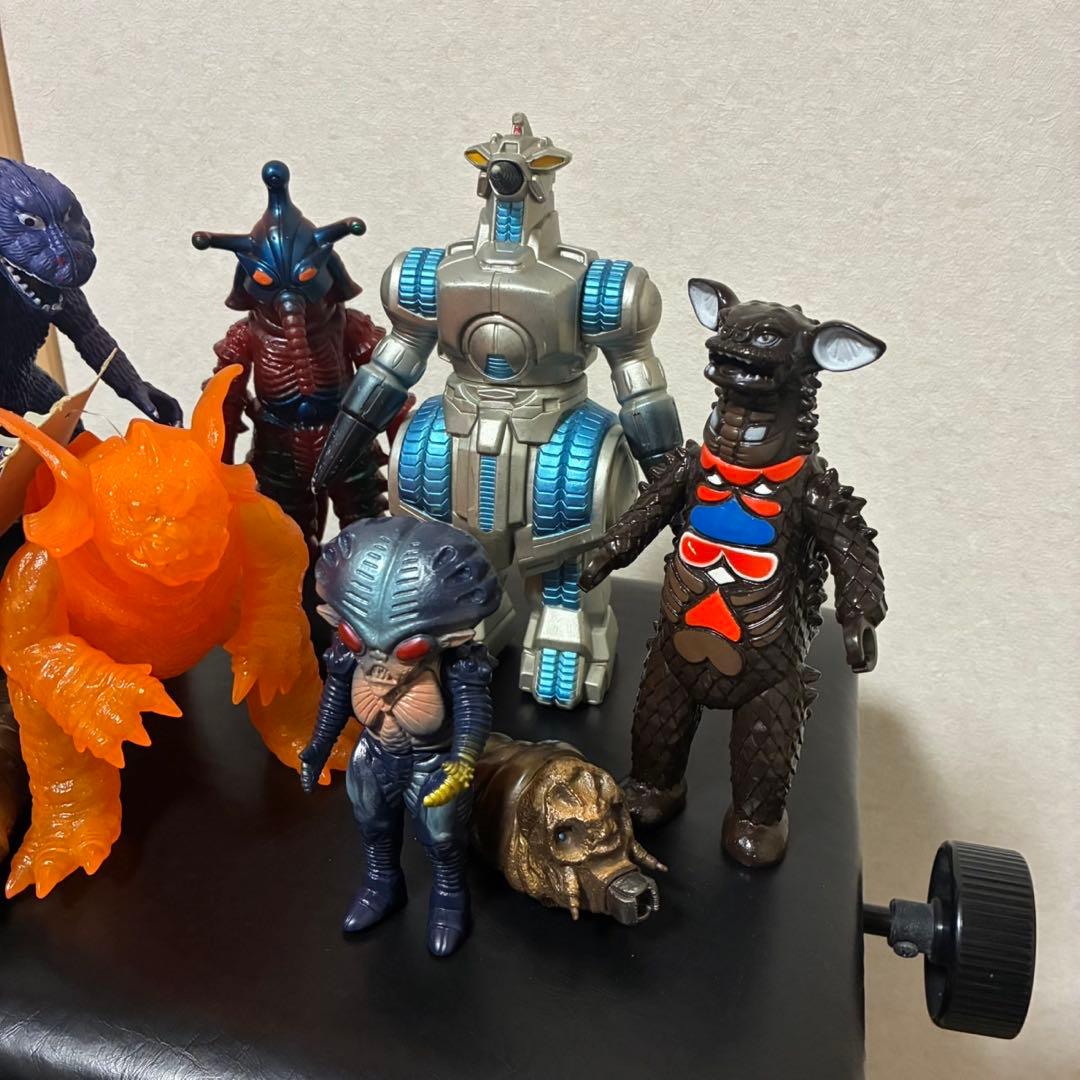 怪獣フィギュア　まとめ売り　バンダイ　YUTAKA製含む　ウルトラマン　ゴジラ