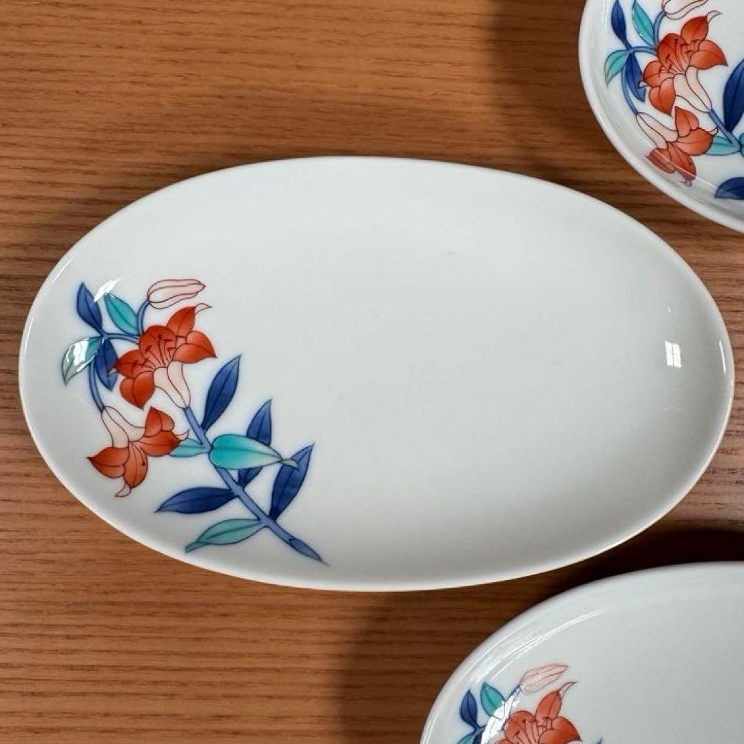 伊万里焼：畑萬陶苑：五草花 赤ユリ 楕円小皿×3枚セット☆