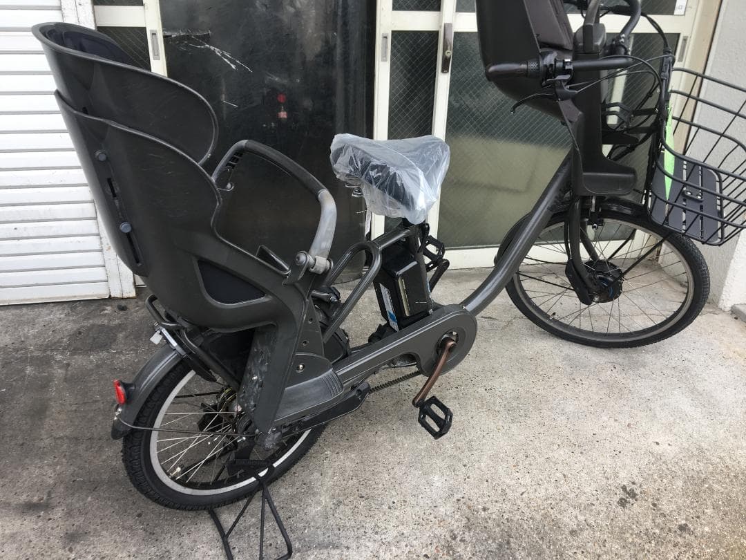 地域限定送料無料　ビッケモブ　回生充電　三人乗り　子供乗せ　神戸　電動自転車