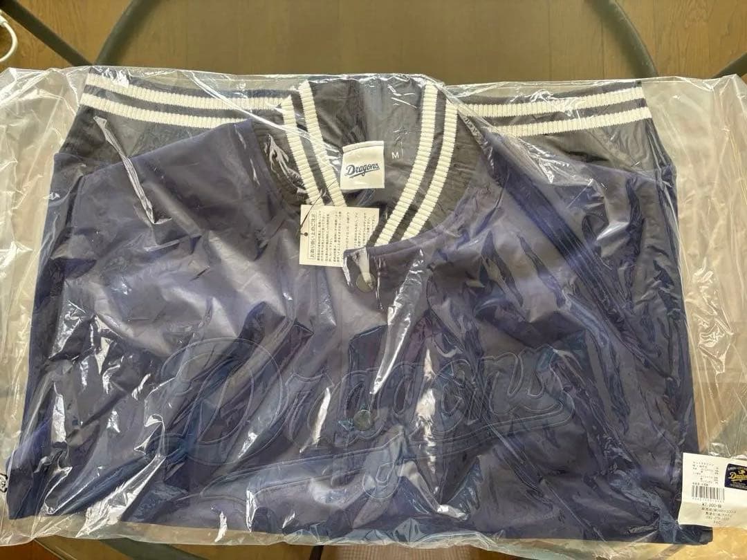新品！中日ドラゴンズ！ネイビー スタジアムジャンパー、応援ユニホーム！