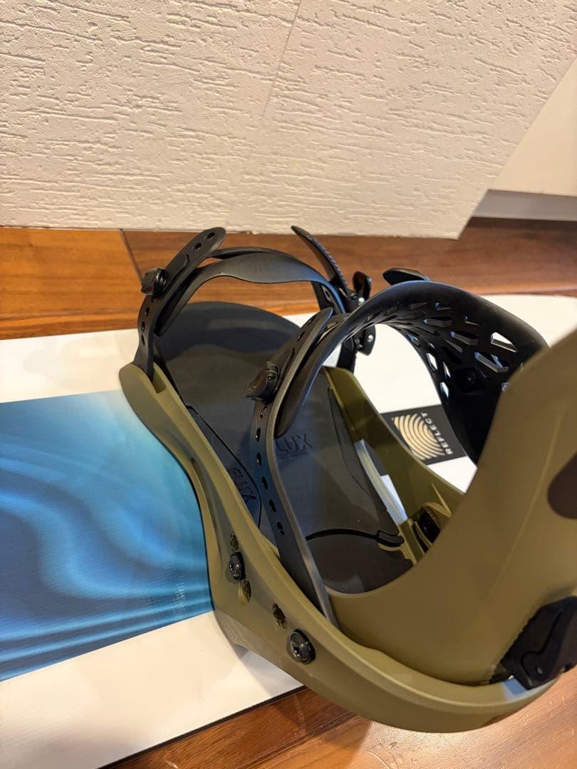 SALOMON スノボ　板　FLUX ビンディング　セット　152センチ