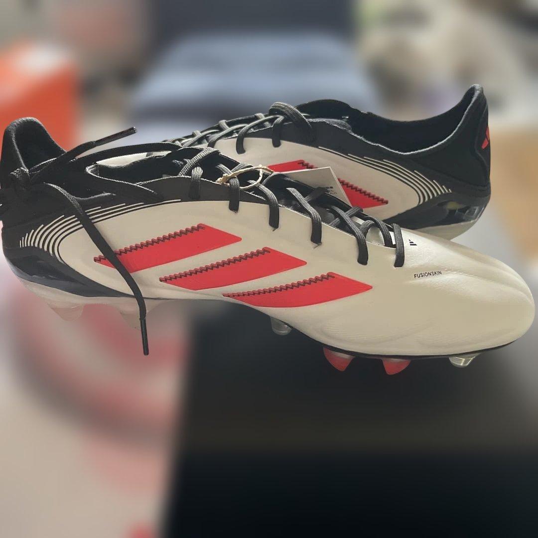 新品タグ付きadidas Copa ピュア3￼エリートHG/AG JPN ￼