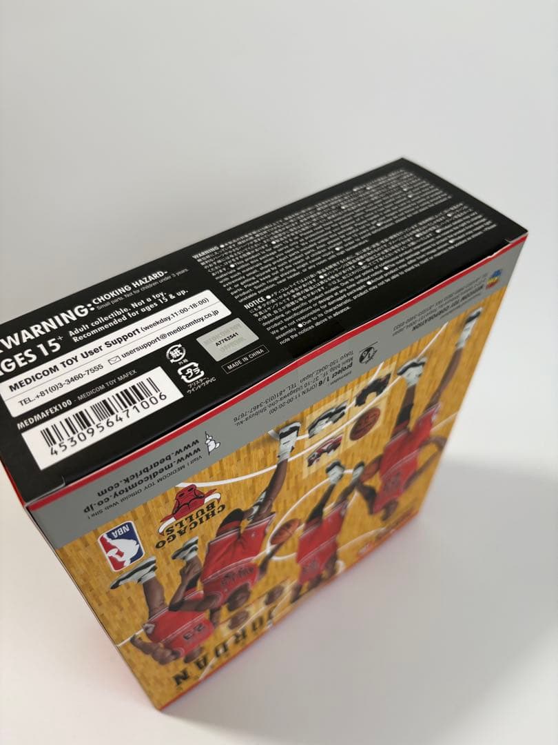 MAFEX No.100 Michael Jordan マイケルジョーダン