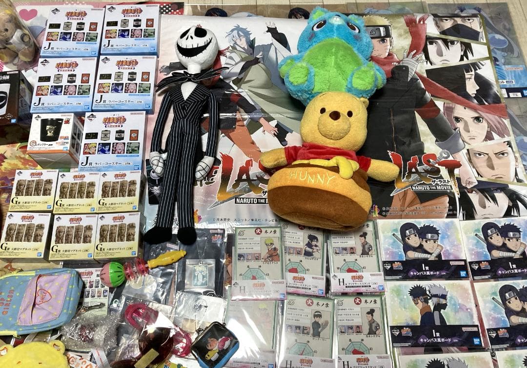 アニメグッズ　大量まとめ売り　160点以上　鬼滅　ナルト　五等分　ドラえもん　他