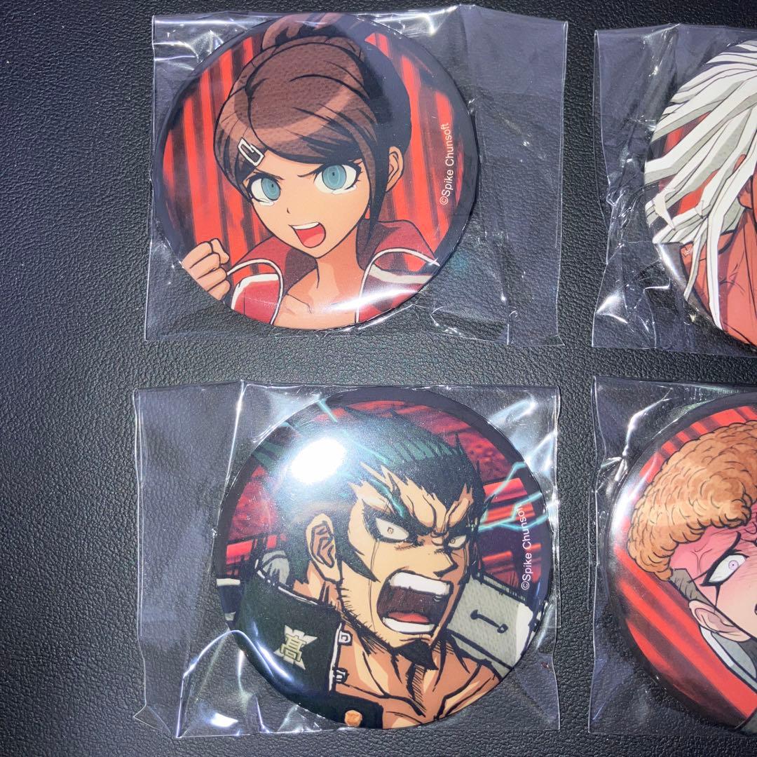 超激レア　ダンガンロンパ　缶バッジ　４個