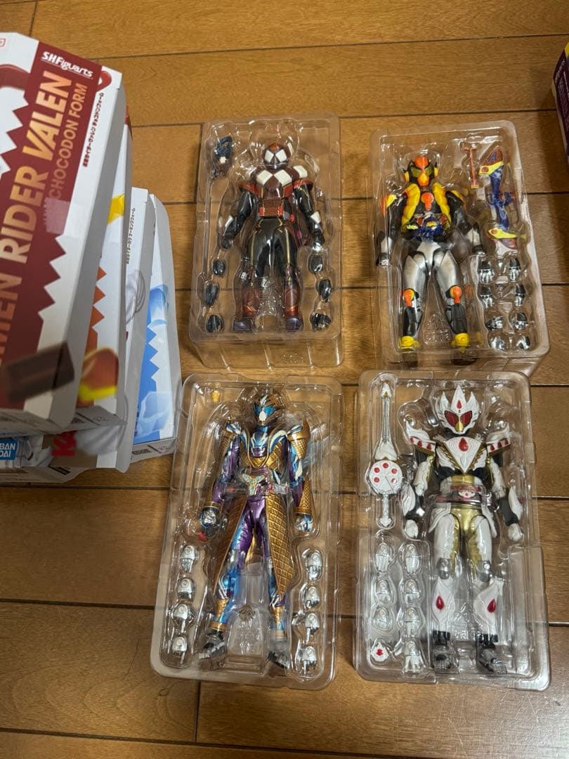 仮面ライダーガヴ　フィギュアーツ　5体セット