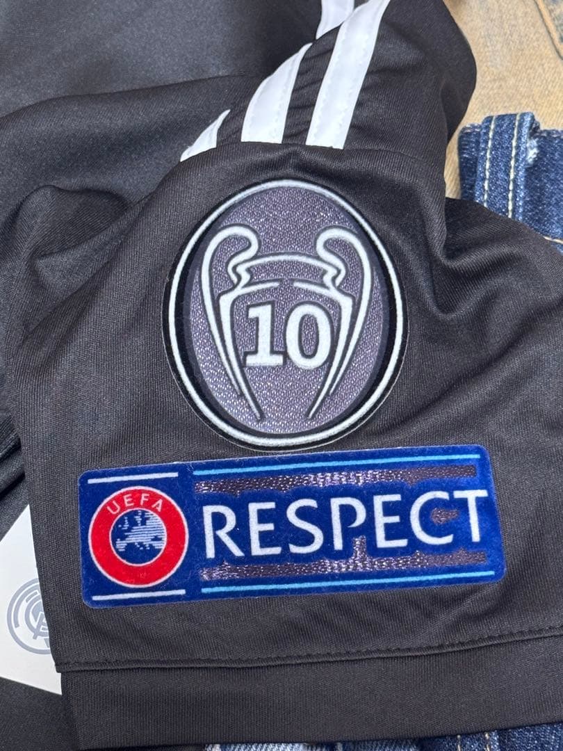 【お買い得商品】レアル・マドリード Ronaldo 7 14/15シャツ