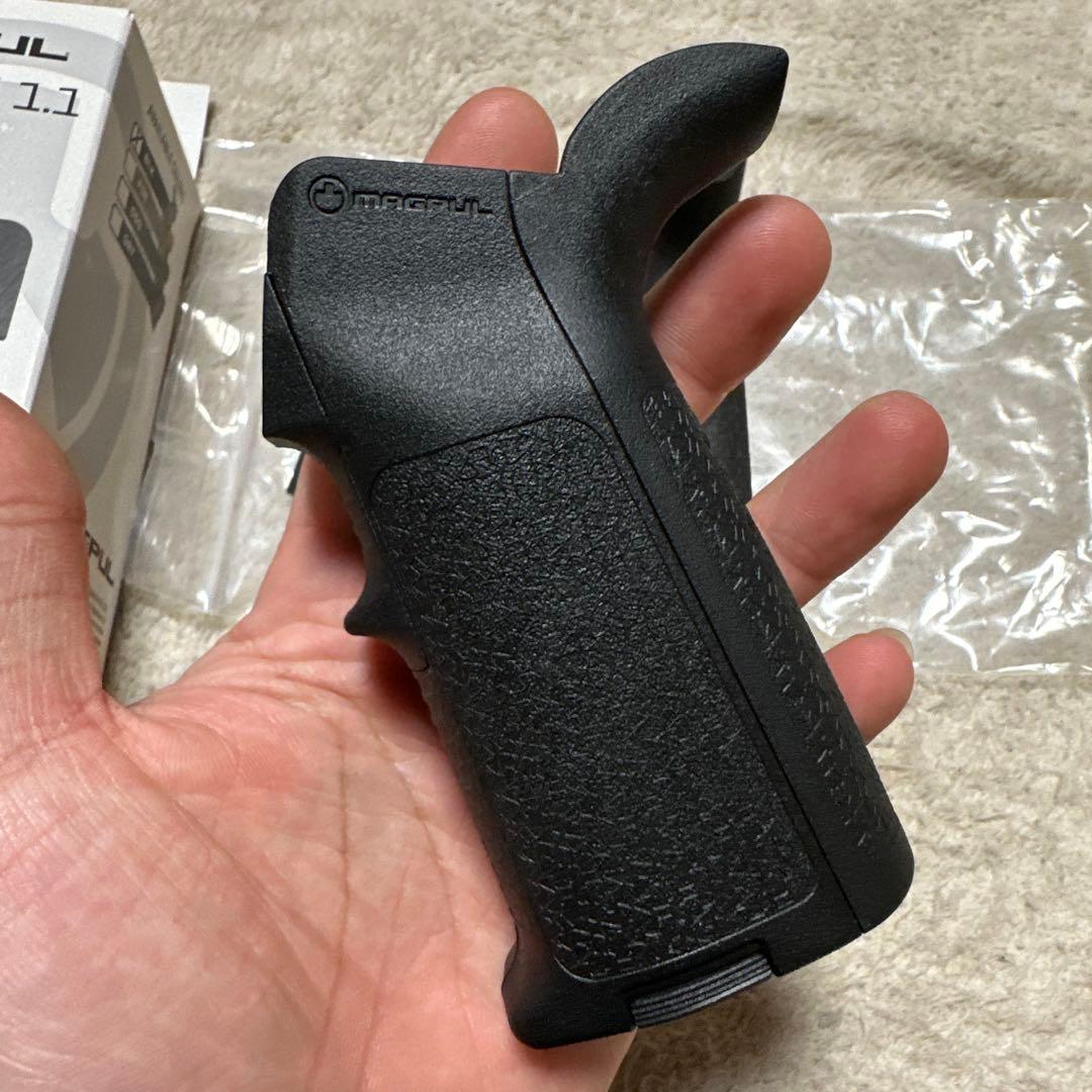 マグプル製　実物MIAD GEN 1.1 グリップキット TYPE-1BK 新品