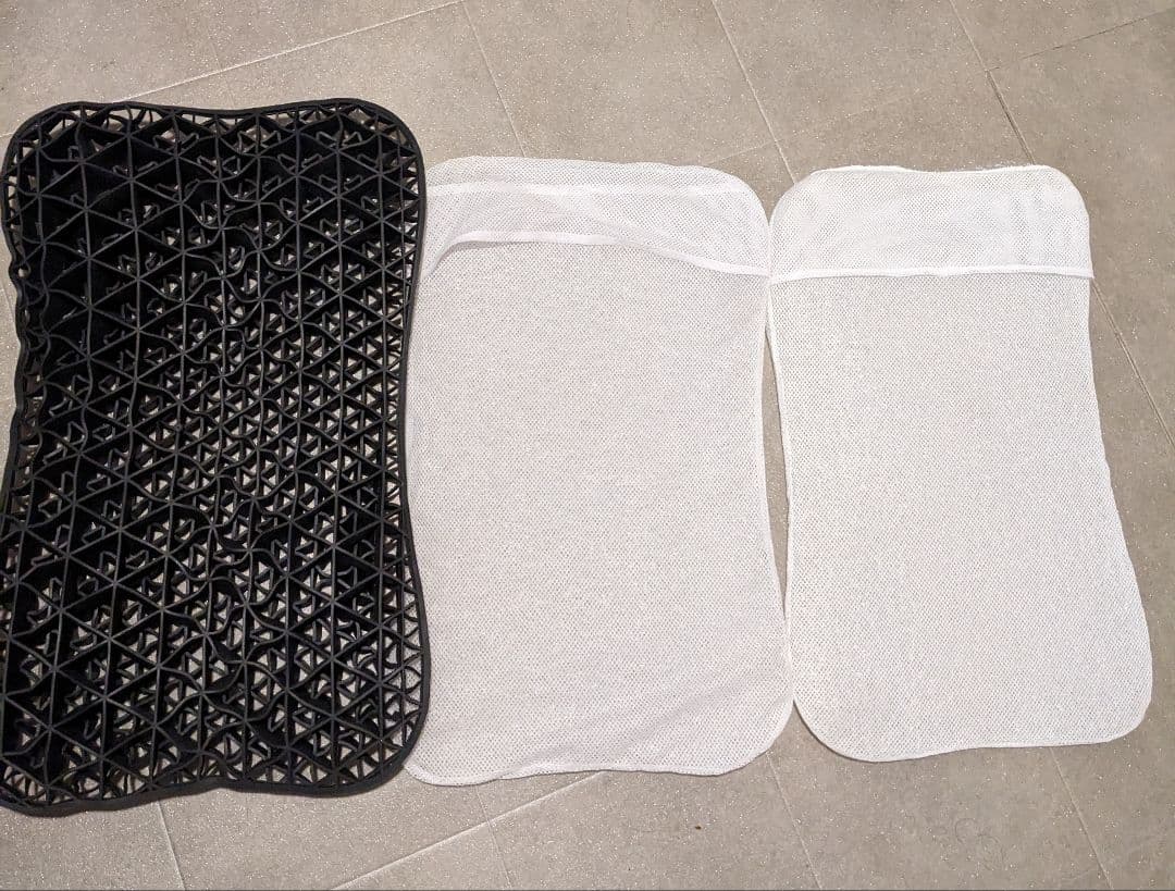 ヒツジのいらない枕-調律-／通気性抜群・体圧分散（Riri）