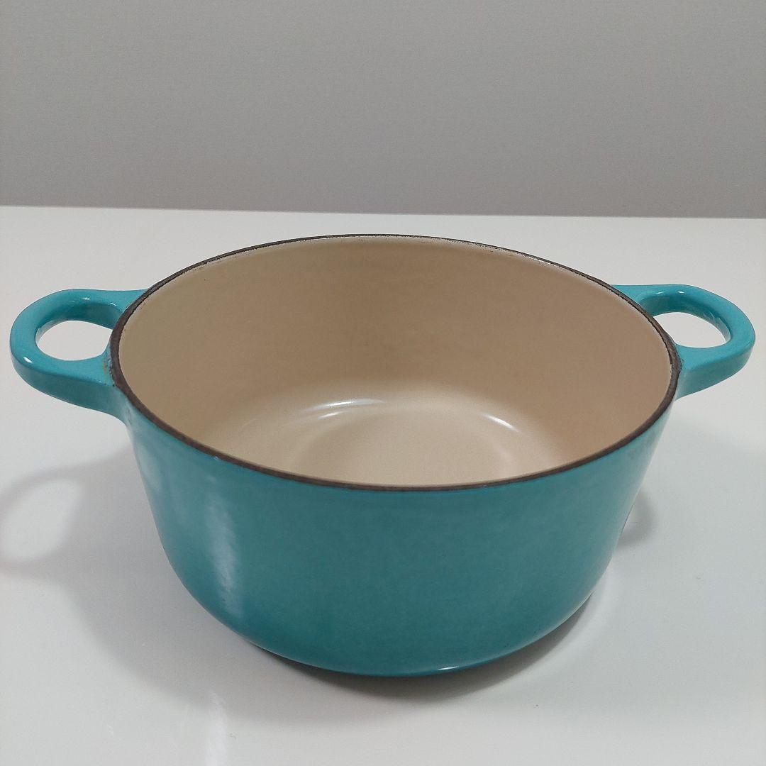 ル・クルーゼ　 LE CREUSET　両手鍋　水色 18cm