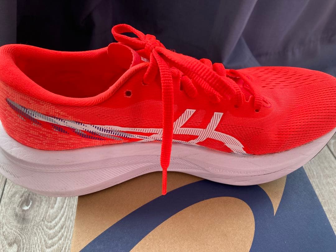ASICS マジックスピード4 25㎝