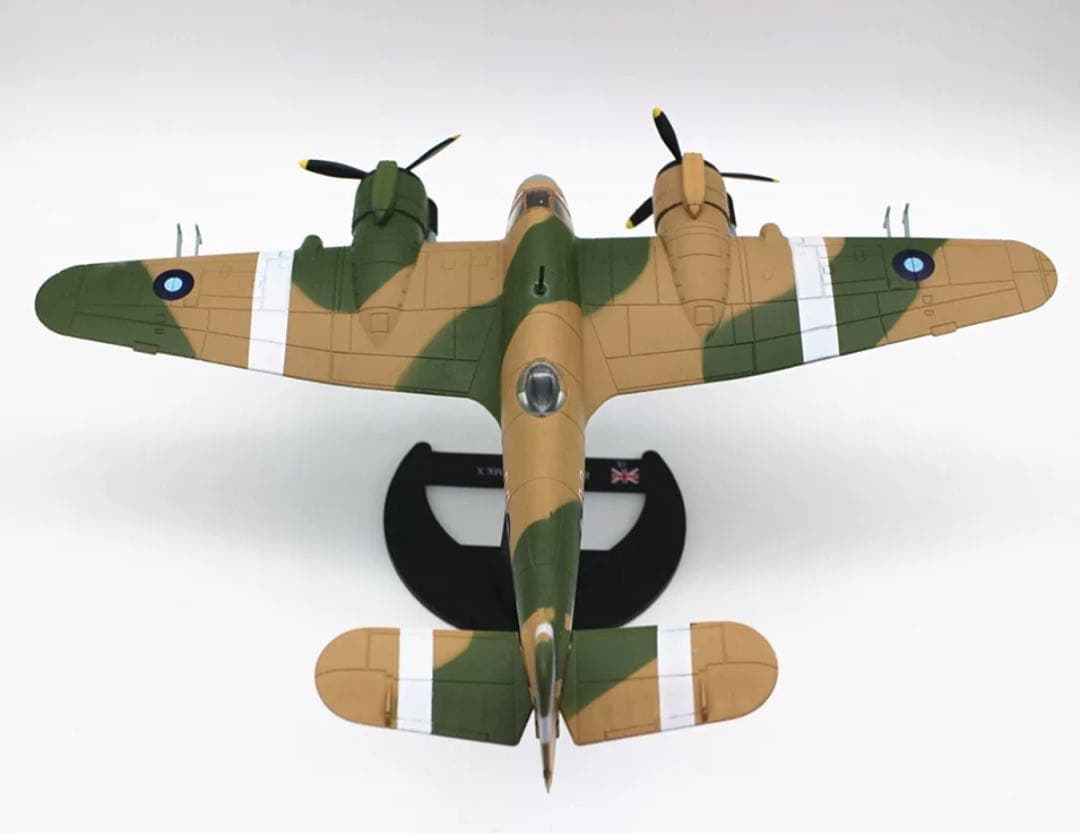 WWⅡ 英軍ブリストル ボーファイター Mk.X 1/72スケール　完成品模型