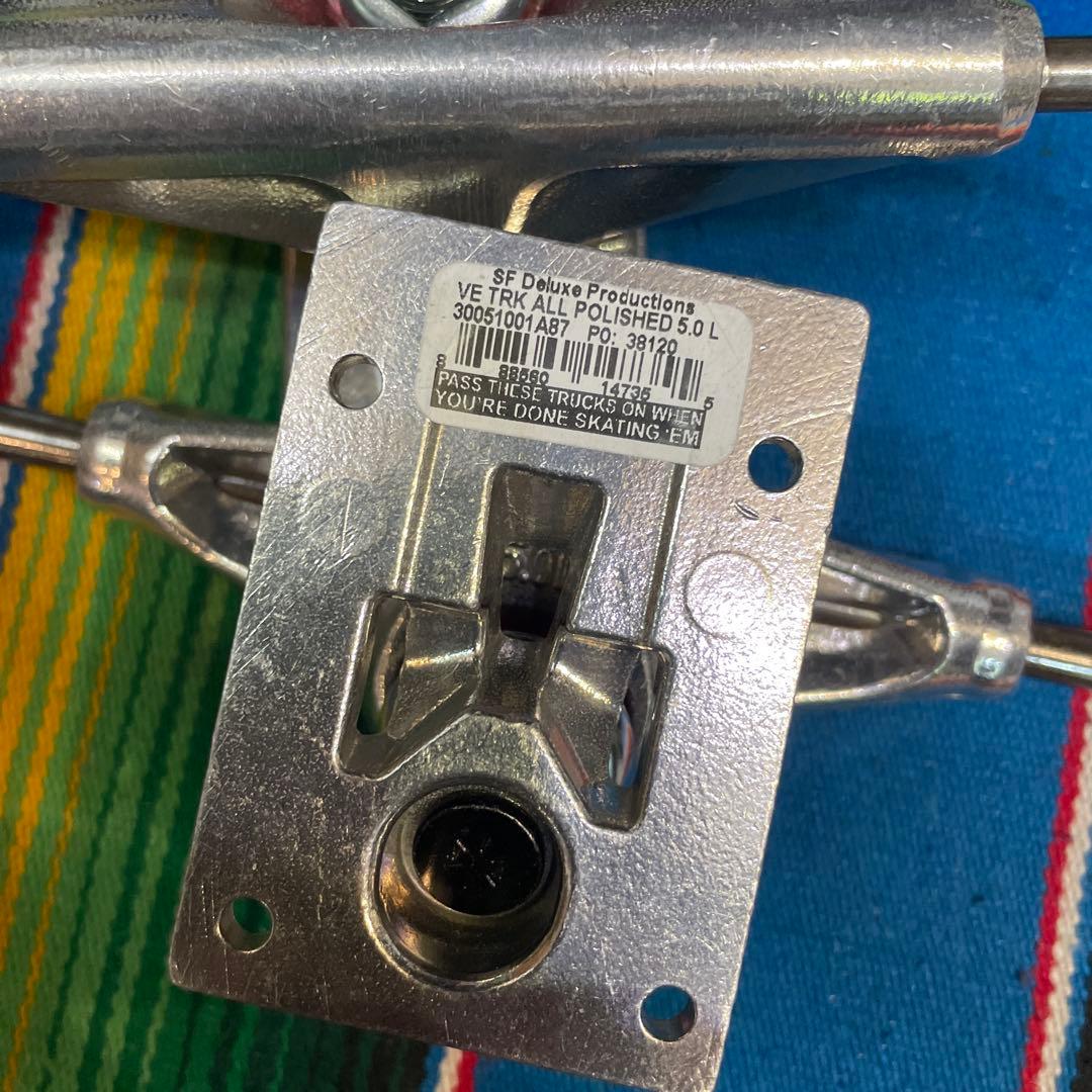 ベンチャー　venture スケートトラック　5.0LOW スタンダード