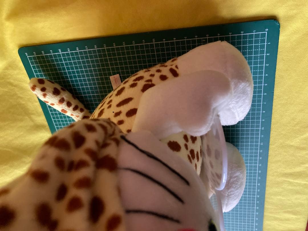 ✳️キティちゃんヒョウ柄　被り物ぬいぐるみ‼️✳️豹柄お出かけ中　かぶり物かぶりもの