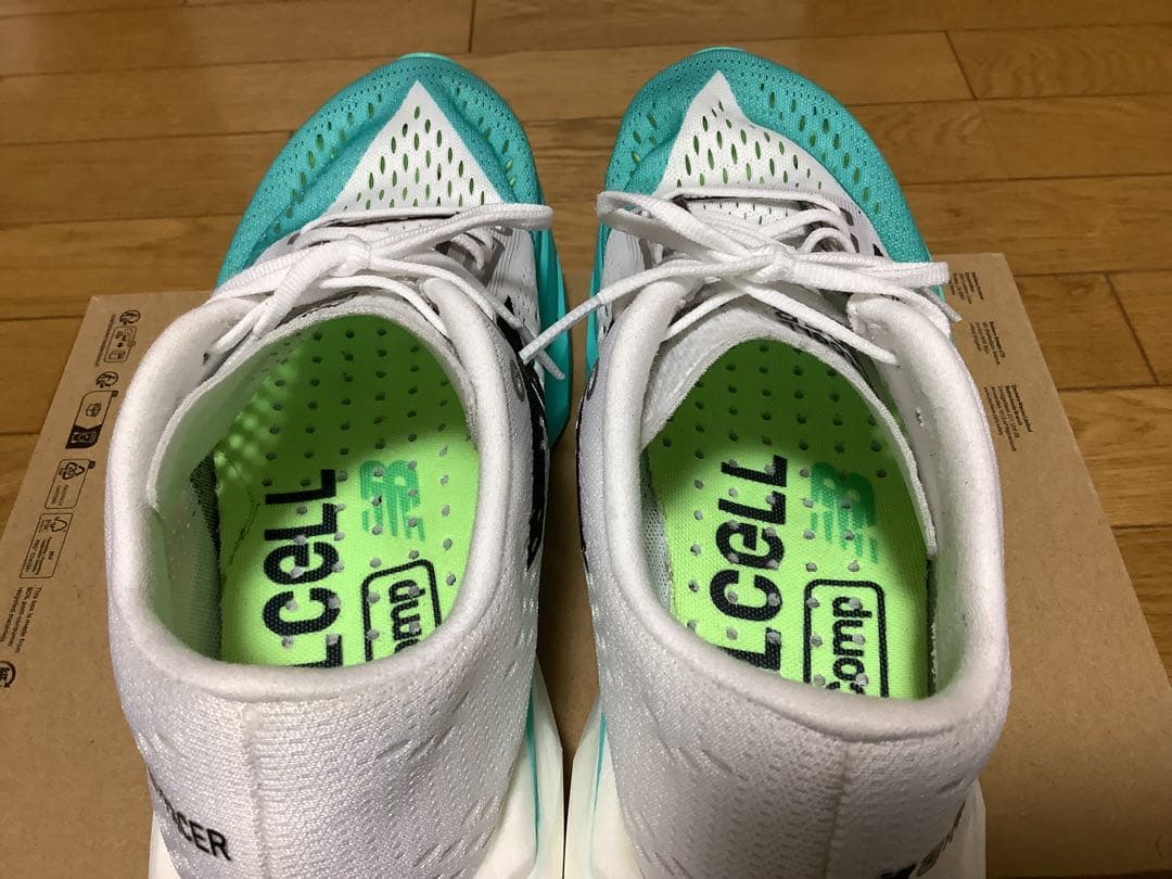 スパイク・シューズ Newbalance FuelCell SC Pacer V2 27.5cm