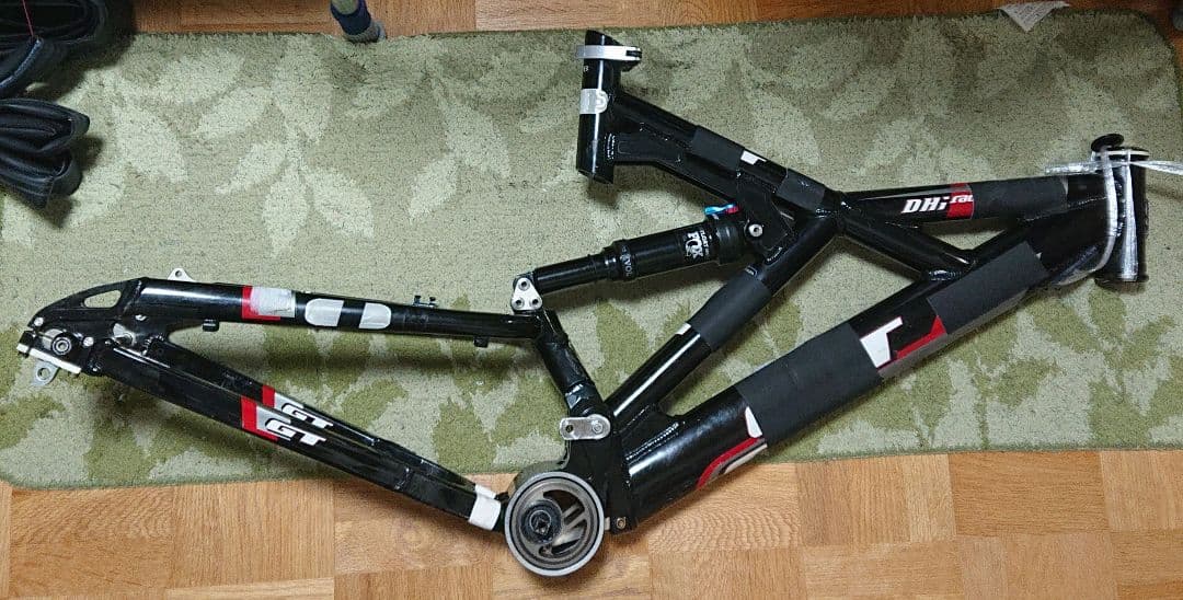 MTBフレーム GT dh i race Fox float