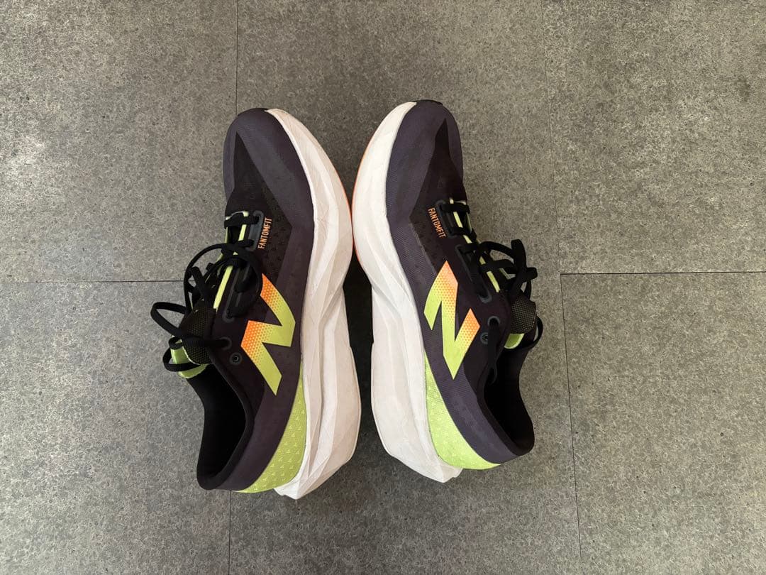 スパイク・シューズ New Balance FuelCell Rebel v4 28.0cm